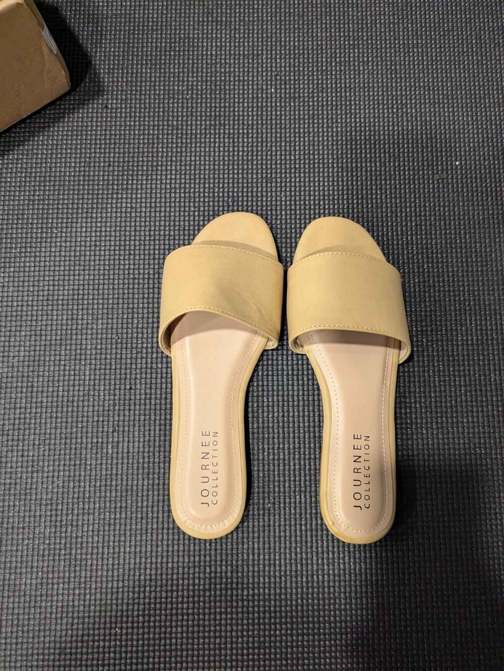 Journee Collection Women's Kolinna Sandals Beige Size 9.5